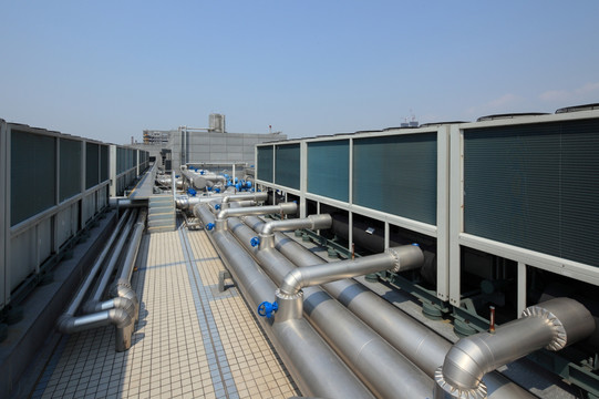 辦公樓中央空調(diào)清洗維保怎么做？寫字樓中央空調(diào)維保